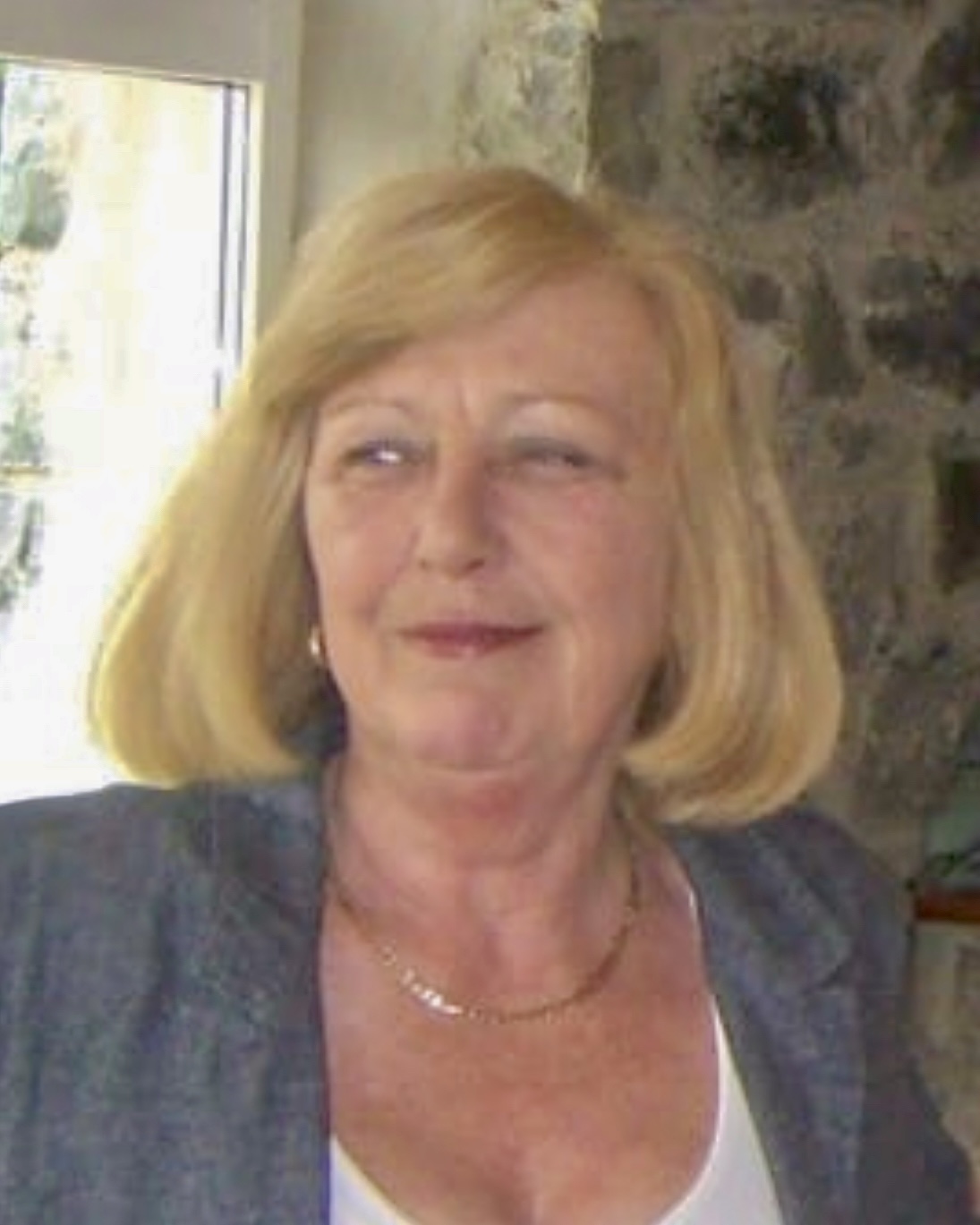 Annette COLLINS